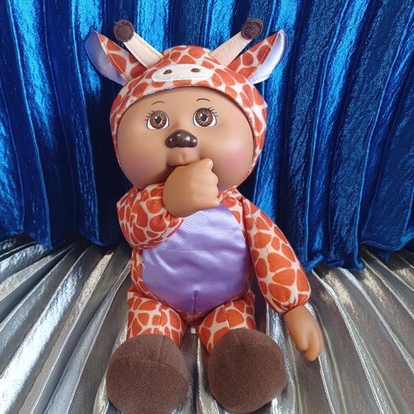 Cabbage patch Kids Collectible Cuties Zoo Friends Garnet Giraffe - Picture 5 of 16